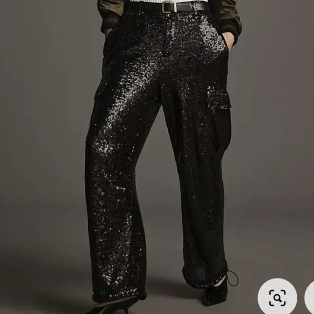 New Anthropologie sequin cargo pants size 6 black